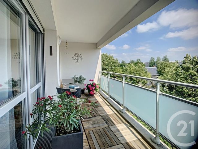 Afficher la photo en grand Appartement F4 à vendre - 4 pièces - 82.82 m2 - REIMS - 51 - CHAMPAGNE-ARDENNE - Century 21 Martinot Immobilier