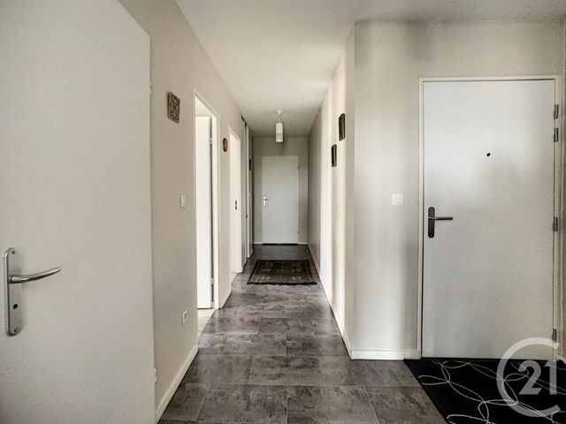 Afficher la photo en grand Appartement F4 à vendre - 4 pièces - 82.82 m2 - REIMS - 51 - CHAMPAGNE-ARDENNE - Century 21 Martinot Immobilier