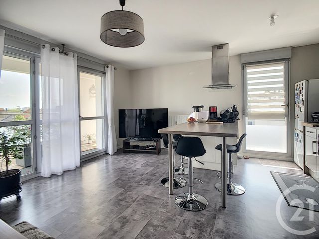 Afficher la photo en grand Appartement F4 à vendre - 4 pièces - 82.82 m2 - REIMS - 51 - CHAMPAGNE-ARDENNE - Century 21 Martinot Immobilier