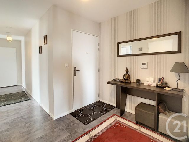Afficher la photo en grand Appartement F4 à vendre - 4 pièces - 82.82 m2 - REIMS - 51 - CHAMPAGNE-ARDENNE - Century 21 Martinot Immobilier