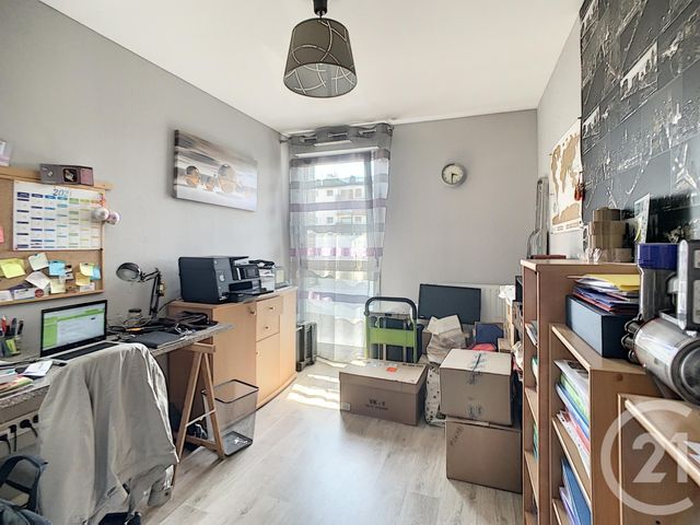 Afficher la photo en grand Appartement F4 à vendre - 4 pièces - 82.82 m2 - REIMS - 51 - CHAMPAGNE-ARDENNE - Century 21 Martinot Immobilier