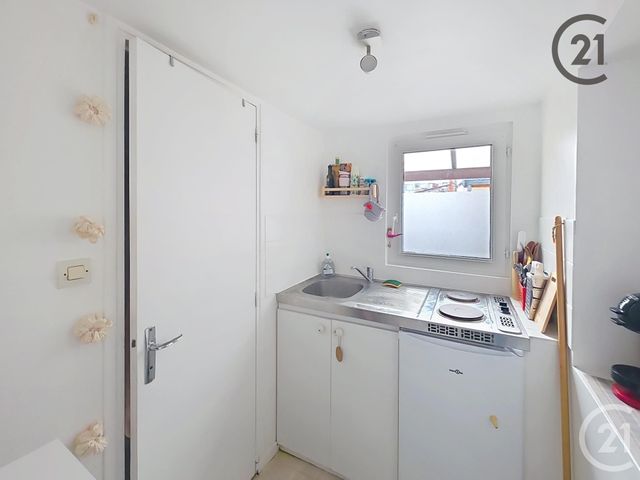 Afficher la photo en grand Appartement T1 à vendre - 1 pièce - 16.65 m2 - REIMS - 51 - CHAMPAGNE-ARDENNE - Century 21 Martinot Immobilier