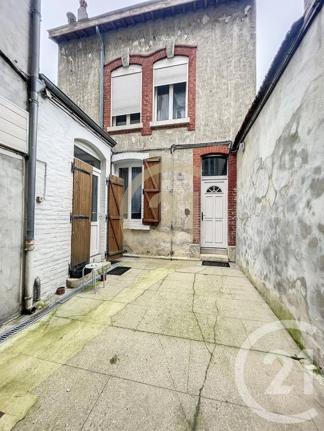 Appartement Studio à vendre - 1 pièce - 25.0 m2 - REIMS - 51 - CHAMPAGNE-ARDENNE - Century 21 Martinot Immobilier