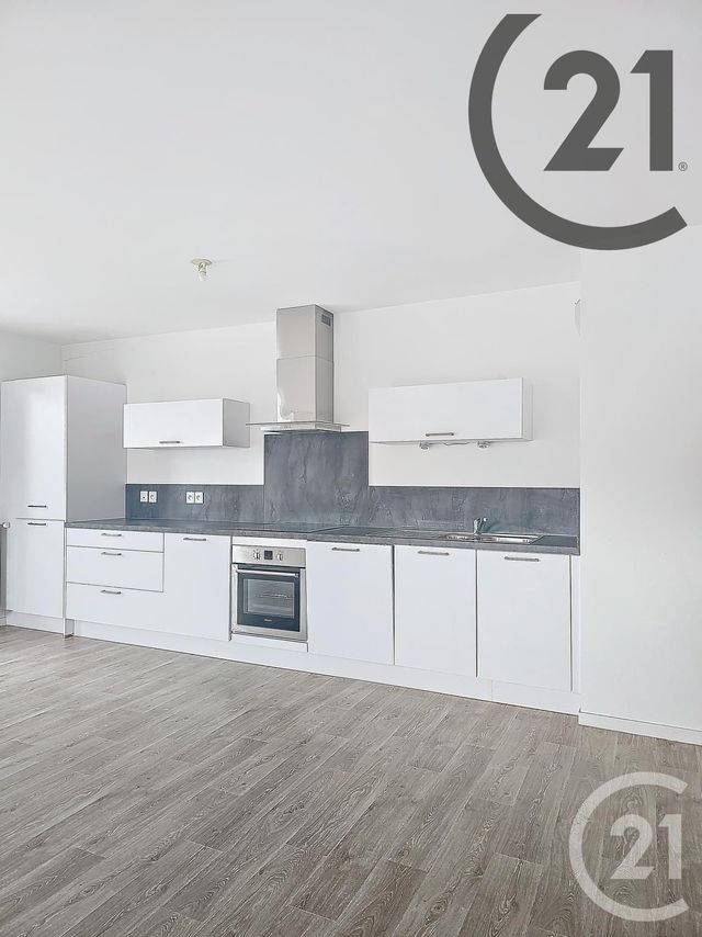 Appartement T4 à vendre - 3 pièces - 84.45 m2 - BEZANNES - 51 - CHAMPAGNE-ARDENNE - Century 21 Martinot Immobilier