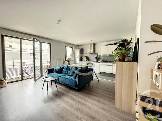 Appartement T3 à vendre - 3 pièces - 66.65 m2 - REIMS - 51 - CHAMPAGNE-ARDENNE - Century 21 Martinot Immobilier