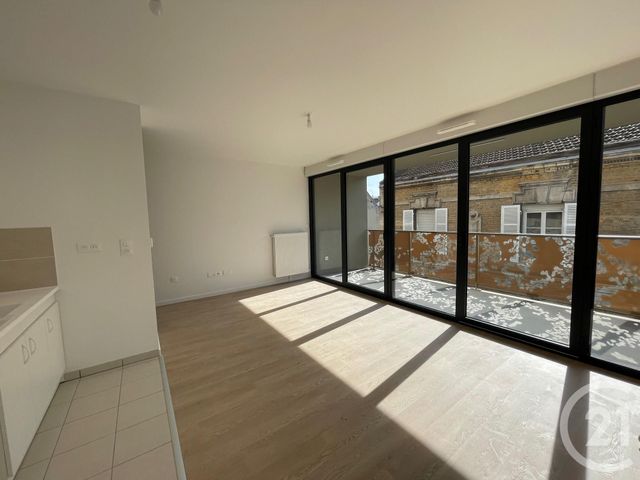 Appartement F1 à louer - 1 pièce - 30.5 m2 - REIMS - 51 - CHAMPAGNE-ARDENNE - Century 21 Martinot Immobilier
