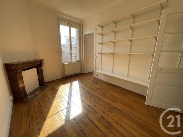 Appartement F2 à louer - 2 pièces - 36.0 m2 - REIMS - 51 - CHAMPAGNE-ARDENNE - Century 21 Martinot Immobilier