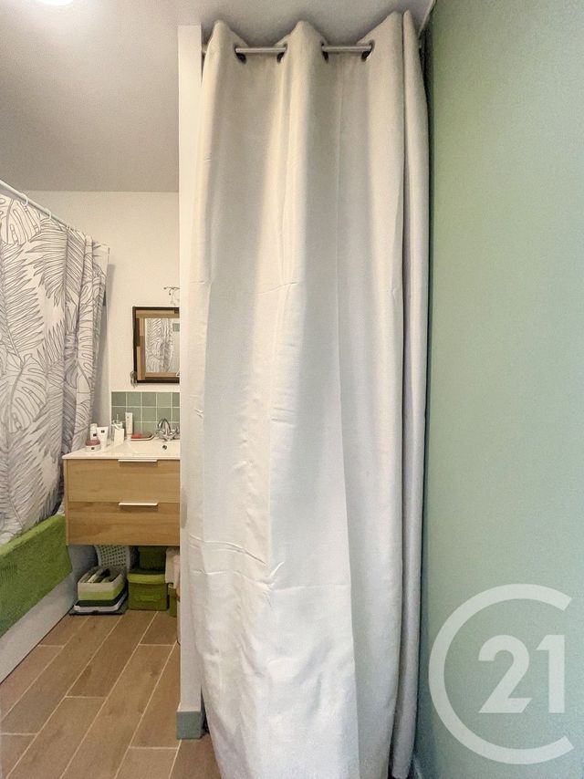 Appartement à vendre - 3 pièces - 64.83 m2 - REIMS - 51 - CHAMPAGNE-ARDENNE - Century 21 Martinot Immobilier