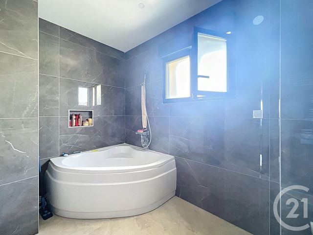 Afficher la photo en grand maison à vendre - 5 pièces - 168.0 m2 - CORMONTREUIL - 51 - CHAMPAGNE-ARDENNE - Century 21 Martinot Immobilier