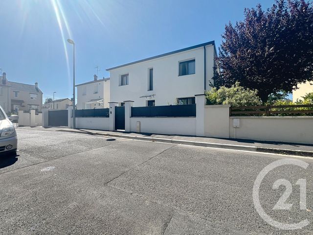 Afficher la photo en grand maison à vendre - 5 pièces - 168.0 m2 - CORMONTREUIL - 51 - CHAMPAGNE-ARDENNE - Century 21 Martinot Immobilier