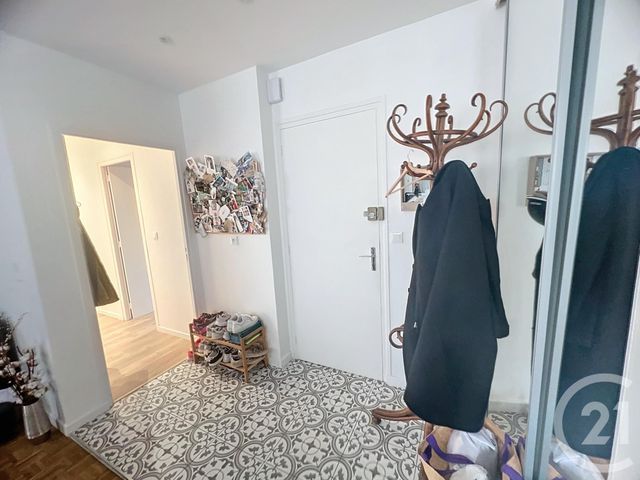 Appartement T5 à louer - 4 pièces - 106.0 m2 - REIMS - 51 - CHAMPAGNE-ARDENNE - Century 21 Martinot Immobilier