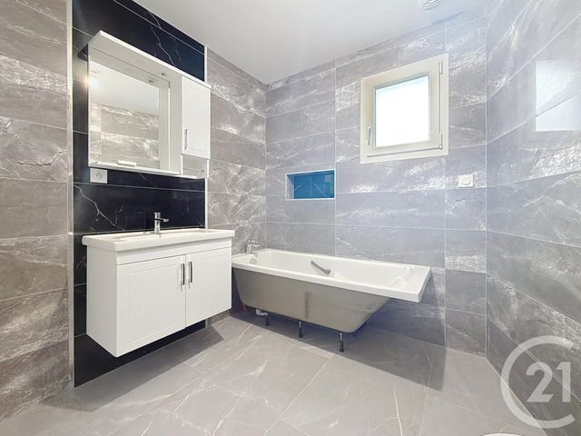 maison à vendre - 5 pièces - 128.1 m2 - CORMONTREUIL - 51 - CHAMPAGNE-ARDENNE - Century 21 Martinot Immobilier