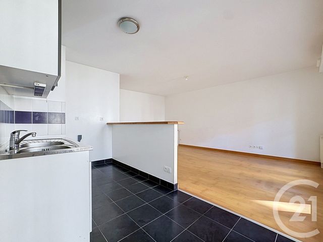 Appartement à vendre - 3 pièces - 68.73 m2 - REIMS - 51 - CHAMPAGNE-ARDENNE - Century 21 Martinot Immobilier