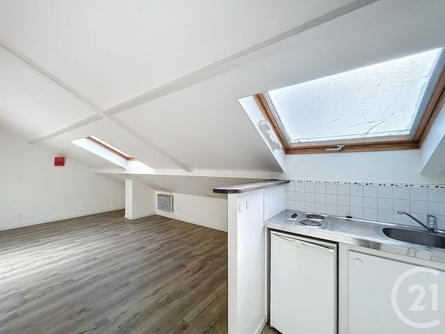 Appartement Studio à louer - 1 pièce - 14.87 m2 - REIMS - 51 - CHAMPAGNE-ARDENNE - Century 21 Martinot Immobilier