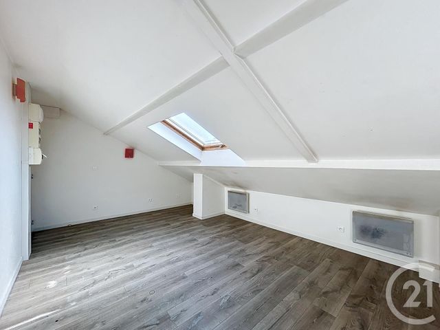 Appartement Studio à louer - 1 pièce - 14.87 m2 - REIMS - 51 - CHAMPAGNE-ARDENNE - Century 21 Martinot Immobilier