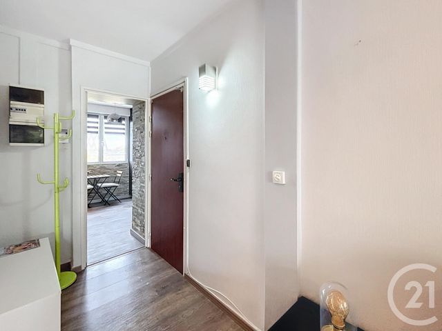 Afficher la photo en grand Appartement T3 à louer - 3 pièces - 71.0 m2 - REIMS - 51 - CHAMPAGNE-ARDENNE - Century 21 Martinot Immobilier