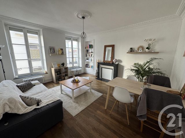 Appartement F3 à louer - 3 pièces - 67.0 m2 - REIMS - 51 - CHAMPAGNE-ARDENNE - Century 21 Martinot Immobilier