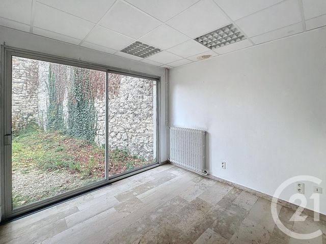 Afficher la photo en grand Appartement Local à louer - 5 pièces - 100.0 m2 - REIMS - 51 - CHAMPAGNE-ARDENNE - Century 21 Martinot Immobilier