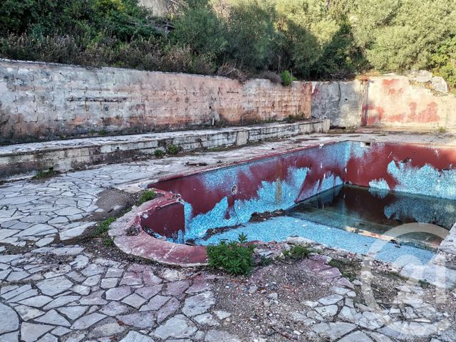 Afficher la photo en grand terrain à vendre - 1913.0 m2 - ROQUEBRUNE SUR ARGENS - 83 - PROVENCE-ALPES-COTE-D-AZUR - Century 21 Martinot Immobilier