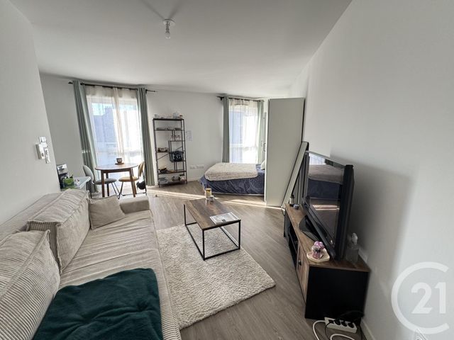 Appartement Studio à louer - 1 pièce - 36.0 m2 - REIMS - 51 - CHAMPAGNE-ARDENNE - Century 21 Martinot Immobilier