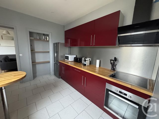 Appartement F4 à louer - 4 pièces - 88.29 m2 - REIMS - 51 - CHAMPAGNE-ARDENNE - Century 21 Martinot Immobilier