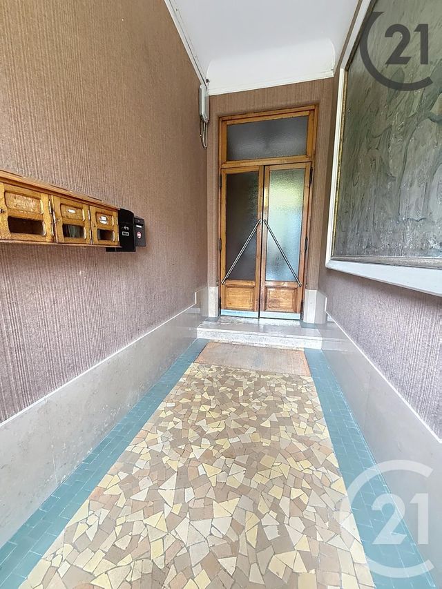 Appartement F3 à vendre - 3 pièces - 54.3 m2 - REIMS - 51 - CHAMPAGNE-ARDENNE - Century 21 Martinot Immobilier