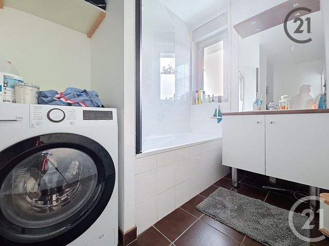 Appartement F2 à vendre - 2 pièces - 49.8 m2 - REIMS - 51 - CHAMPAGNE-ARDENNE - Century 21 Martinot Immobilier