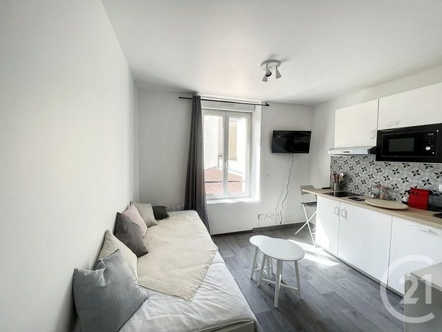 Appartement Studio à louer - 1 pièce - 15.78 m2 - REIMS - 51 - CHAMPAGNE-ARDENNE - Century 21 Martinot Immobilier