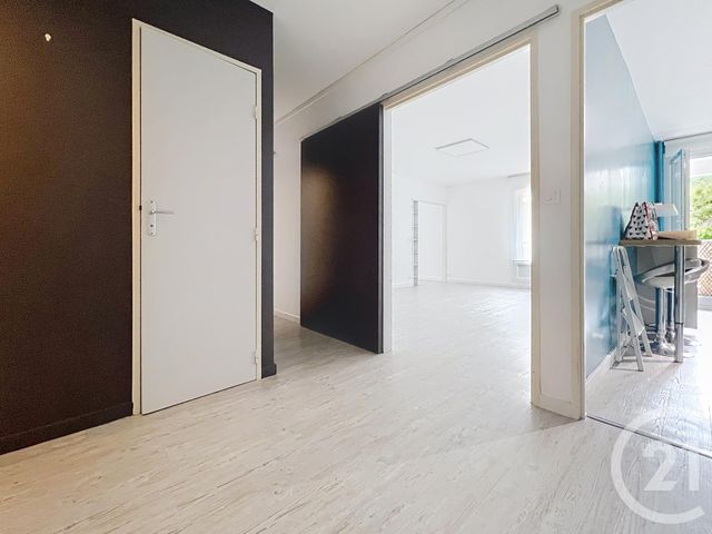 Appartement T3 à vendre - 3 pièces - 68.05 m2 - REIMS - 51 - CHAMPAGNE-ARDENNE - Century 21 Martinot Immobilier