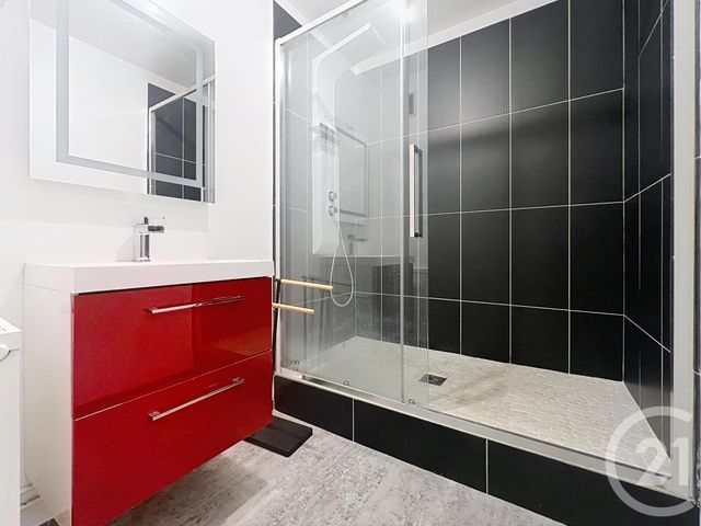 Appartement T3 à vendre - 3 pièces - 68.05 m2 - REIMS - 51 - CHAMPAGNE-ARDENNE - Century 21 Martinot Immobilier