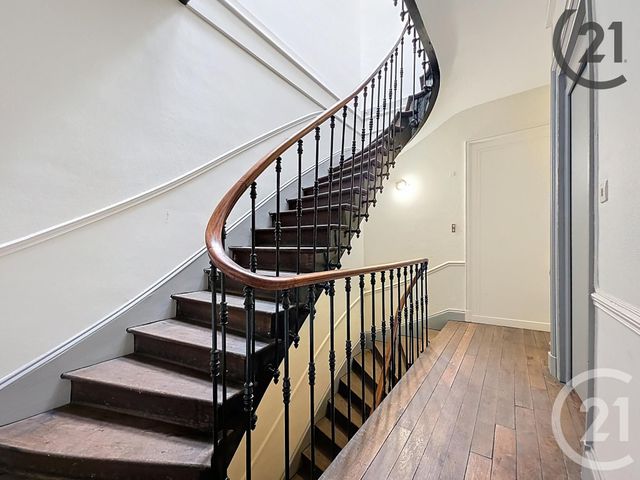 Afficher la photo en grand Appartement F2 à vendre - 2 pièces - 48.5 m2 - REIMS - 51 - CHAMPAGNE-ARDENNE - Century 21 Martinot Immobilier