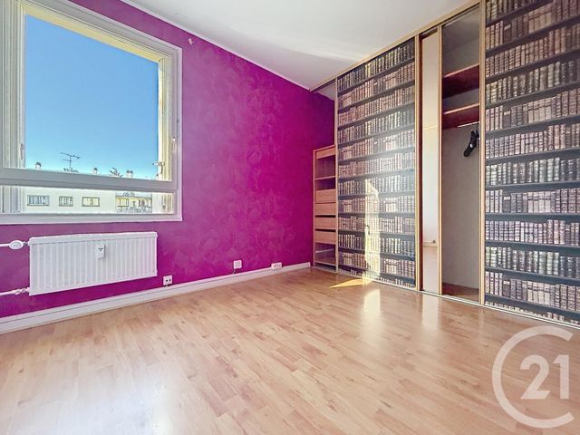 Appartement T5 à vendre - 5 pièces - 94.71 m2 - REIMS - 51 - CHAMPAGNE-ARDENNE - Century 21 Martinot Immobilier