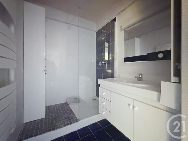 Appartement T5 à vendre - 5 pièces - 94.71 m2 - REIMS - 51 - CHAMPAGNE-ARDENNE - Century 21 Martinot Immobilier