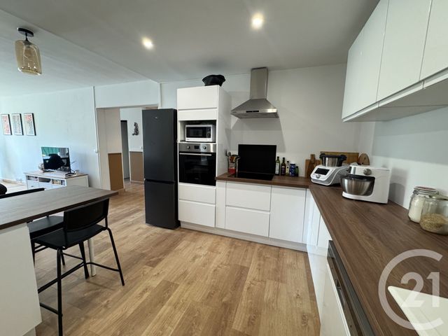 Appartement F6 à vendre - 6 pièces - 114.86 m2 - REIMS - 51 - CHAMPAGNE-ARDENNE - Century 21 Martinot Immobilier