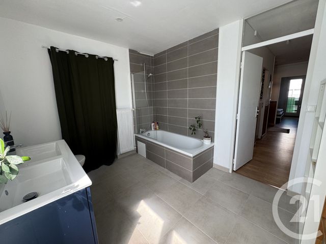 Appartement F6 à vendre - 6 pièces - 114.86 m2 - REIMS - 51 - CHAMPAGNE-ARDENNE - Century 21 Martinot Immobilier