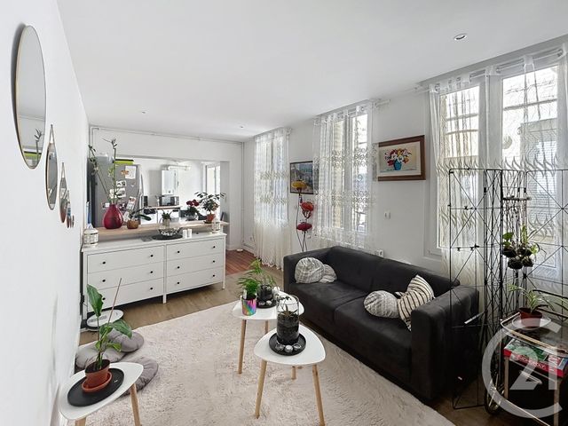 Appartement F3 à louer - 3 pièces - 75.0 m2 - REIMS - 51 - CHAMPAGNE-ARDENNE - Century 21 Martinot Immobilier