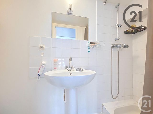 Afficher la photo en grand Appartement Studio à vendre - 1 pièce - 15.42 m2 - REIMS - 51 - CHAMPAGNE-ARDENNE - Century 21 Martinot Immobilier