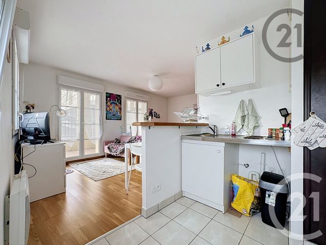 Appartement F1 à vendre - 1 pièce - 29.65 m2 - REIMS - 51 - CHAMPAGNE-ARDENNE - Century 21 Martinot Immobilier