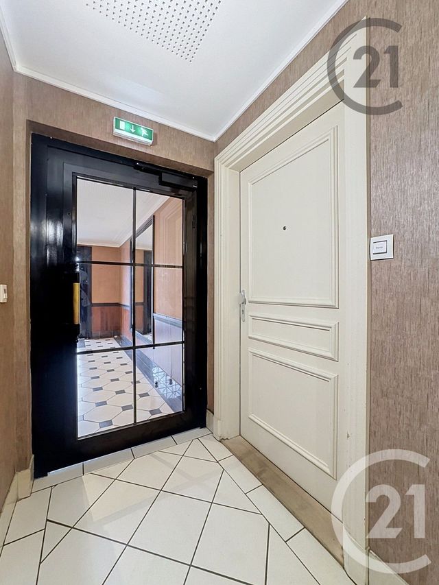 Appartement F1 à vendre - 1 pièce - 29.65 m2 - REIMS - 51 - CHAMPAGNE-ARDENNE - Century 21 Martinot Immobilier