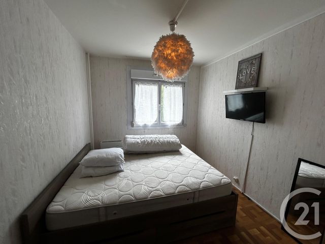 Afficher la photo en grand Appartement F3 à louer - 3 pièces - 59.65 m2 - REIMS - 51 - CHAMPAGNE-ARDENNE - Century 21 Martinot Immobilier