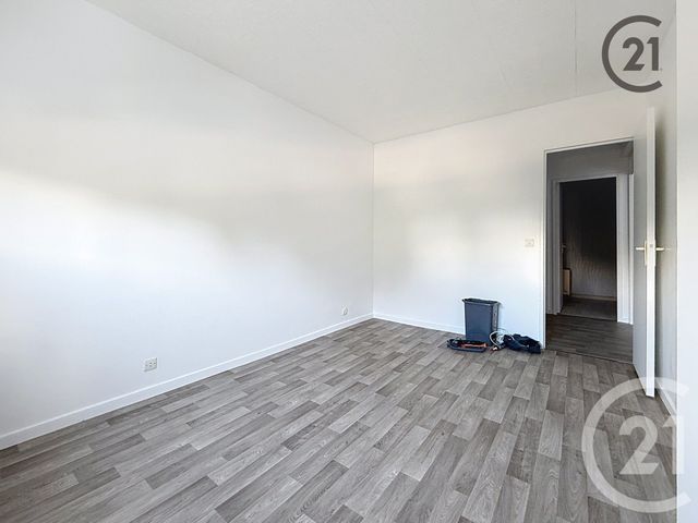 Afficher la photo en grand Appartement T2 à vendre - 2 pièces - 59.54 m2 - REIMS - 51 - CHAMPAGNE-ARDENNE - Century 21 Martinot Immobilier