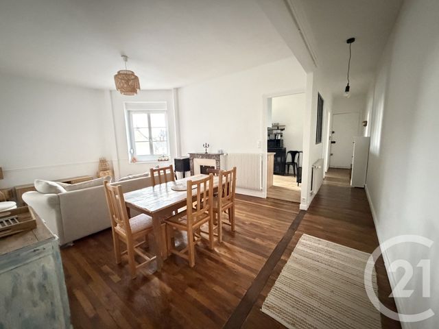 Appartement F3 à louer - 3 pièces - 68.4 m2 - REIMS - 51 - CHAMPAGNE-ARDENNE - Century 21 Martinot Immobilier