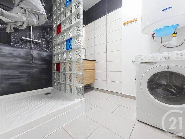 Appartement F4 à vendre - 4 pièces - 74.0 m2 - CHALONS EN CHAMPAGNE - 51 - CHAMPAGNE-ARDENNE - Century 21 Martinot Immobilier