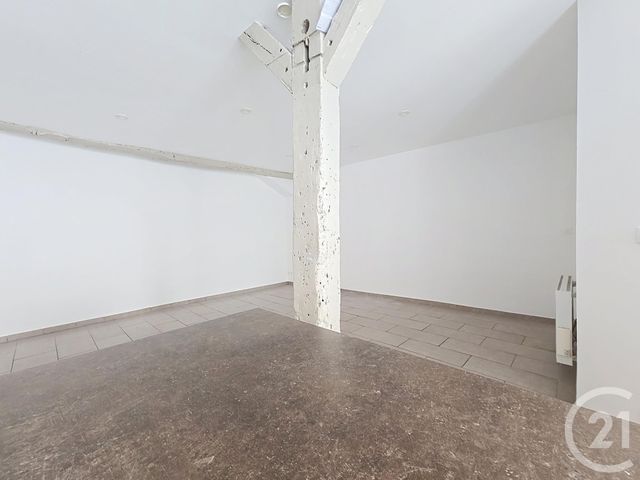 Appartement F4 à vendre - 4 pièces - 74.0 m2 - CHALONS EN CHAMPAGNE - 51 - CHAMPAGNE-ARDENNE - Century 21 Martinot Immobilier