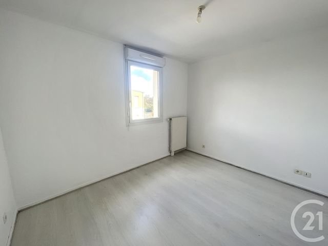 Appartement F3 à louer - 3 pièces - 77.83 m2 - BETHENY - 51 - CHAMPAGNE-ARDENNE - Century 21 Martinot Immobilier