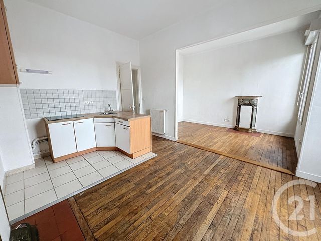 Appartement F2 à louer - 3 pièces - 57.0 m2 - REIMS - 51 - CHAMPAGNE-ARDENNE - Century 21 Martinot Immobilier