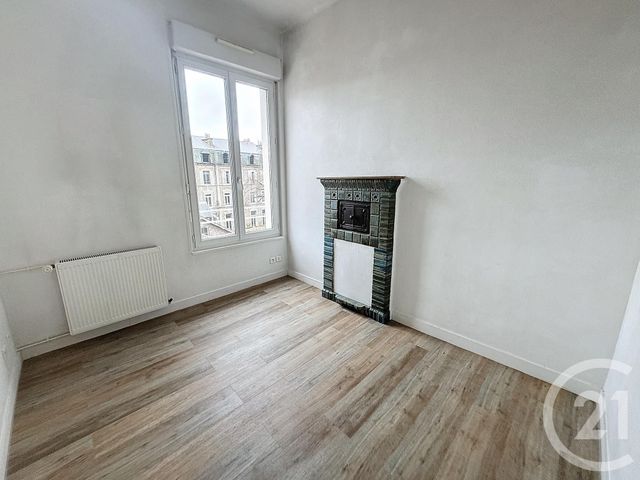 Appartement F2 à louer - 3 pièces - 57.0 m2 - REIMS - 51 - CHAMPAGNE-ARDENNE - Century 21 Martinot Immobilier