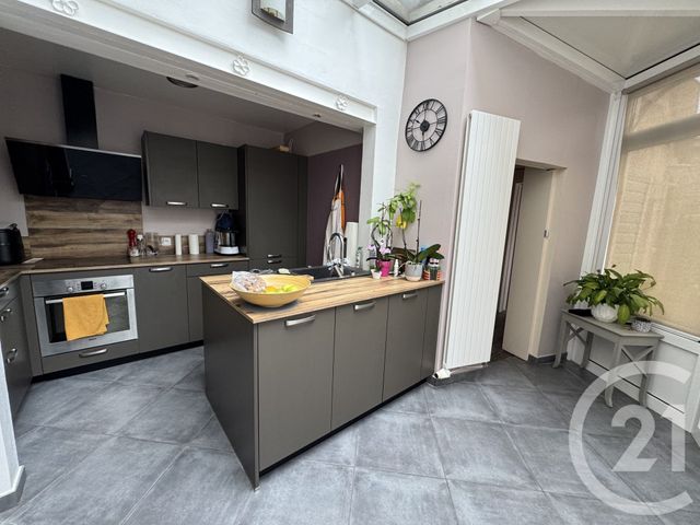 maison à louer - 6 pièces - 127.0 m2 - REIMS - 51 - CHAMPAGNE-ARDENNE - Century 21 Martinot Immobilier