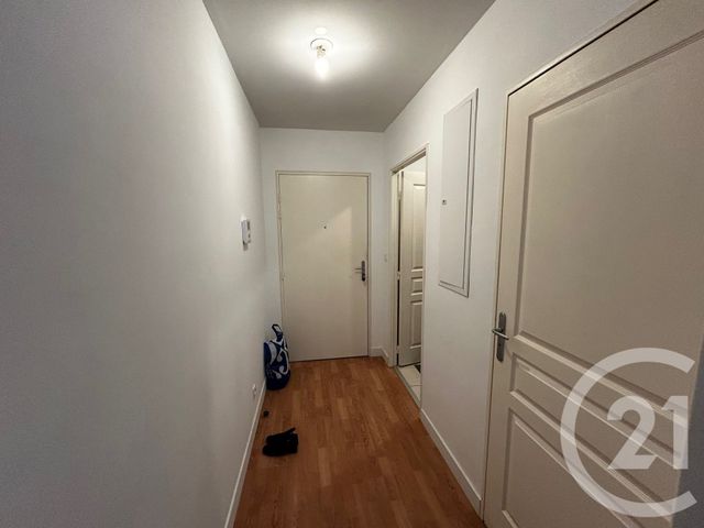 Appartement Studio à louer - 1 pièce - 30.77 m2 - REIMS - 51 - CHAMPAGNE-ARDENNE - Century 21 Martinot Immobilier