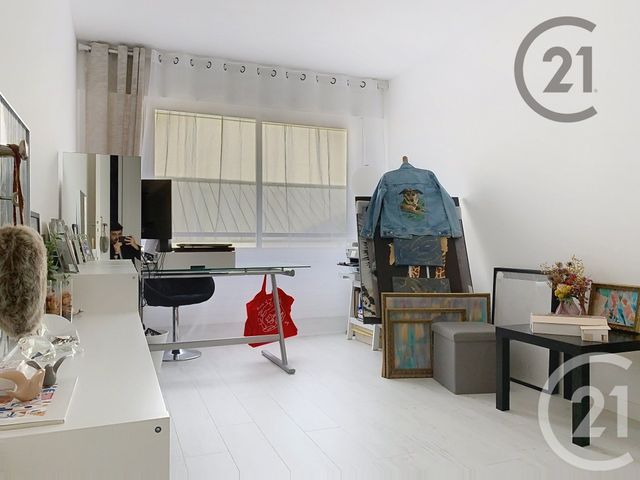 Appartement F5 à vendre - 5 pièces - 111.05 m2 - REIMS - 51 - CHAMPAGNE-ARDENNE - Century 21 Martinot Immobilier